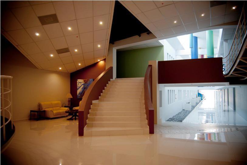 L Hotel Mexicali Kültér fotó